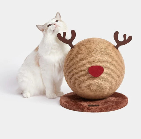 reindeer-cat-scratcher-big-0