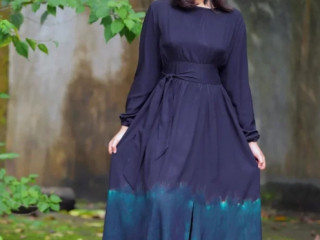 tr-batik-maxi-dress-with-black-green-border