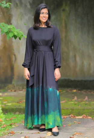 tr-batik-maxi-dress-with-black-green-border-big-1