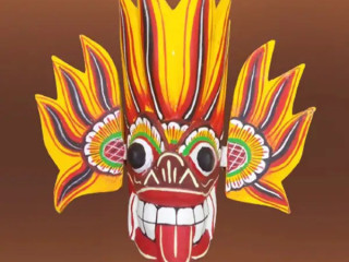 wooden-fire-devil-traditional-mask-gini-raksha