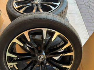 nissan-petrol-original-20-inches-stock-wheels-with-spare-tyres