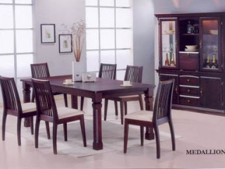 medalion-dining-set